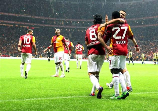 1319 günde bir de onlar kazansın" (Bir Fenerbahçeli)