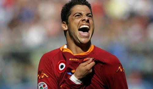 Cicinho (Brezilya)              Roma'dan Villarreal'e