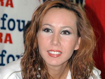 <b>ASENA</b> "Salak olabilirim ama aptal asla..."