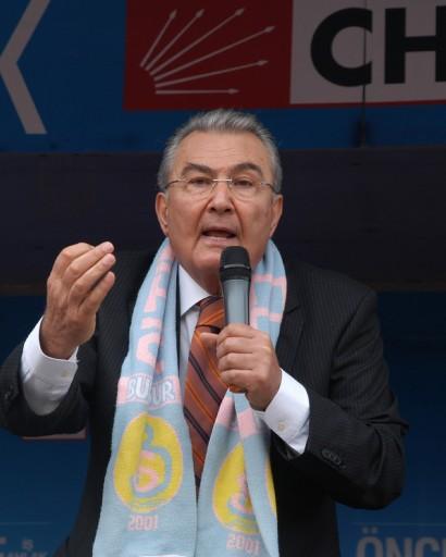 İnsan, açar telefonu isterse iktidara da küfreder. Şöyle ağız tadıyla küfredemez olduk'' diyen Deniz Baykal, Erdoğan'a karşılıklı görüşme çağrısını niteledi ve bir söz verdi: Yolsuzlukları konuşmayacağım