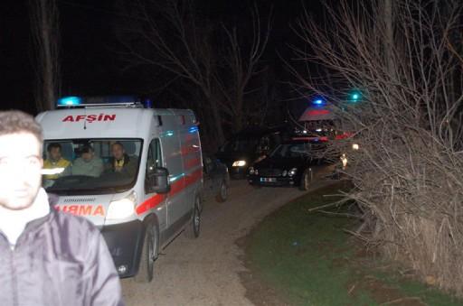 BBP lideri Yazıcıoğlu'nu taşırken düşen hekikoptere ulaşma çabaları aralıksız sürüyor. Helikopter için adeta bir ordu seferber edildi...
