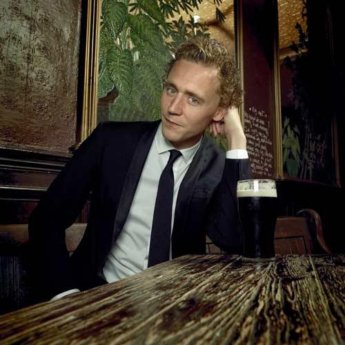 Loki karakterini de İngiliz aktör Tom Hiddleston'ın canlandıracağı daha önce açıklanmıştı.