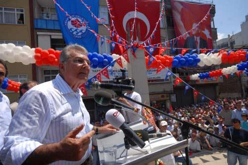 Deniz Baykal, Trabzon'da