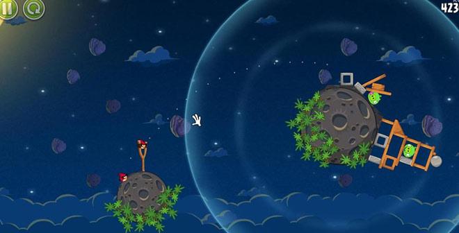Finlandiyalı sosyal medya oyun şirketi Rovionun üç gün önce yayımlanan Angry Birds Space (Öfkeli Kuşlar Uzay) oyunu, bu süre zarfında 10 milyon defa indirildi.