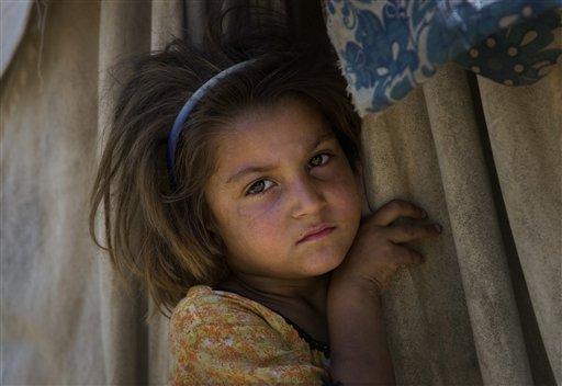 Pakistan ordusunun Taliban militanlarına yönelik saldırıları sürerken bölgeyi terk eden 500 bin kişiyi aşkın sivil zor şartlarda hayatta kalma mücadelesi veriyor.
