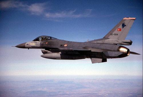 F-16 savaş uçakları