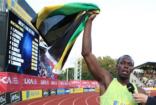 Londra Grand Prix'inde gözler 100 metre finalindeydi. Jamaikalı atlet Usain Bolt ile eski rekortmen Asafa Powell karşı karşıya geldi. Yeni rekor çıkmadı ama Bolt rahat kazandı.
