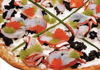 ABD'nin New York kentindeki Nino's Bellissima Pizza adlı pizzacıda sunulan havyarlı ve istakozlu pizza- 1000 dolar.