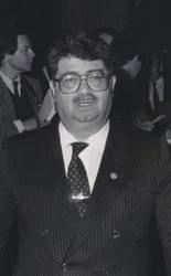 TURGUT ÖZAL
Doğum yeri: Malatya 
Doğum  tarihi: 13 Ekim 1927
Başbakanlık yaptığı tarihler: 13 Aralık 1983 - 31 Ekim 1989 (45 ve 46. Hükümet)