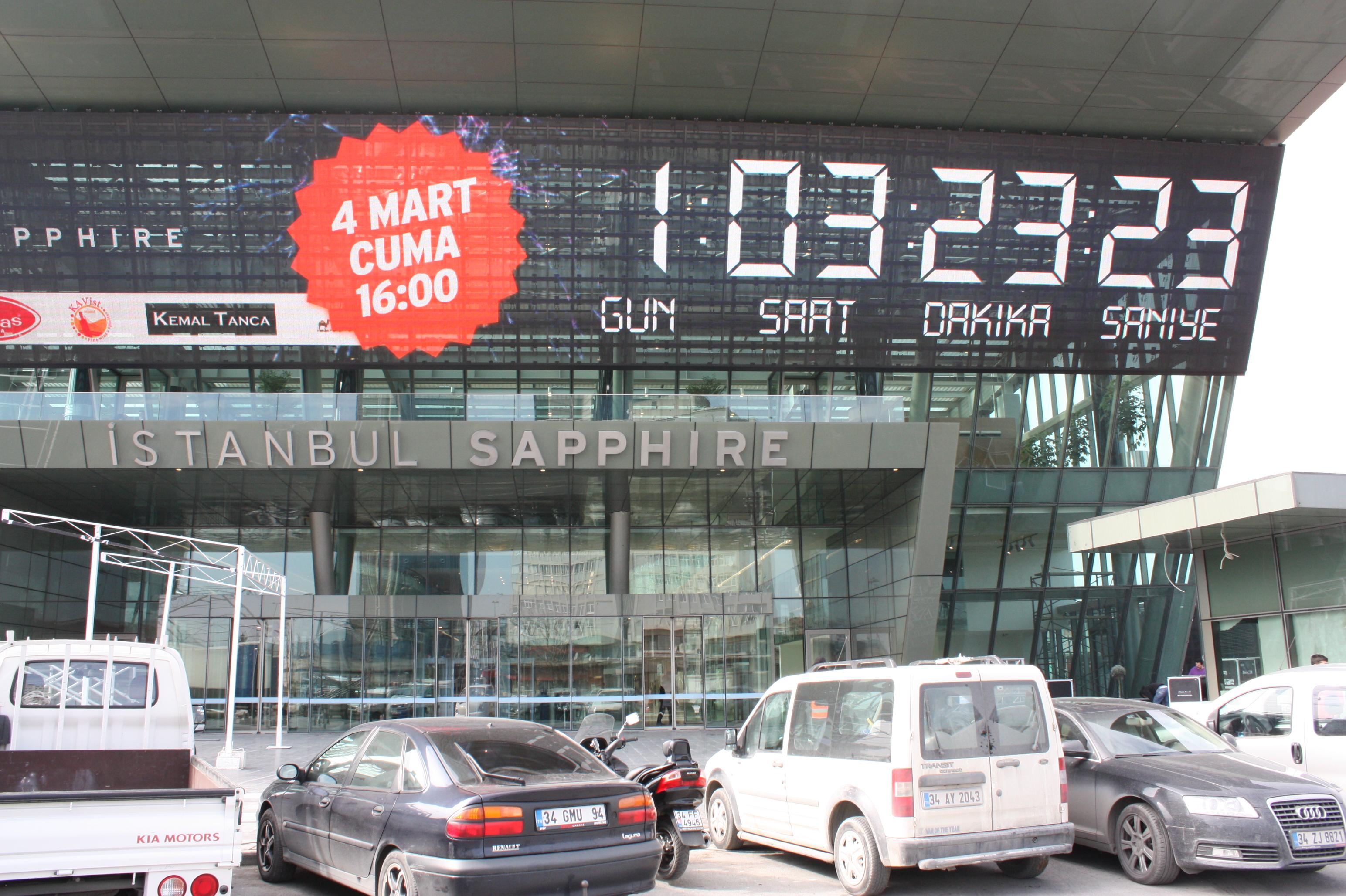Sapphire'in açılışı 1 gün 3 saat 23 dakika ve 23 saniye kala...