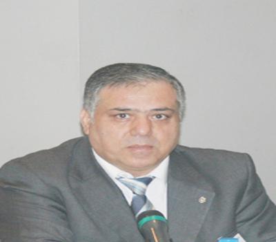 Pirinçte KDV yüzde 1e düşürülmeli<br><br>
<strong>MEHMET TEVFİK DİNÇER / TARIMSAL ÜRÜNLER MESLEK KOMİTESİ: </strong>Sorunlarımızın ortadan kaldırılması konusunda İstanbul Ticaret Odasının gerçekten çok önemli bir rolü var. Çalışma toplantılarında gündeme getirilen sorunların dikkate alınması ve 6 ay sonrasında yapılan çalışma toplantısında ilerleme raporlarının mutlaka tekrar paylaşılması gerektiğini düşünüyorum. Bizler, İstanbul Ticaret Odasının, bu komitelerin seçilmiş insanlarıyız. Sektör dönüp, bize, Neler yapıyorsunuz? diye soruyor. Oda ne yapıyor şeklinde bir algı önemli. Fuarlarla, şehit okullarıyla ilgili ödüller alıyoruz. 10uncu büyük ekonomi hedefini önümüze koyuyorsak, İstanbul Ticaret Odası yüzünü artık sektörlere dönmeli ve sektörel sorunların çözümü öncelikli sorun olmalı diye düşünüyorum. 
Sektörde bir KDV sorunumuz var. Kasım sonunda bulgurda KDV yüzde 1e düşürüldü. Hububat ve bakliyat sektöründe cirolarımızın yüzde 50sini pirinç oluşturuyor. Pirinçte de KDV yüzde 1lere çekilmeli. Bu belki maliyede vergi gelirlerinin düşmesi olarak algılanabilir. Ancak uzun vadede vergi gelirlerinin artışı şeklinde yansıyacaktır.