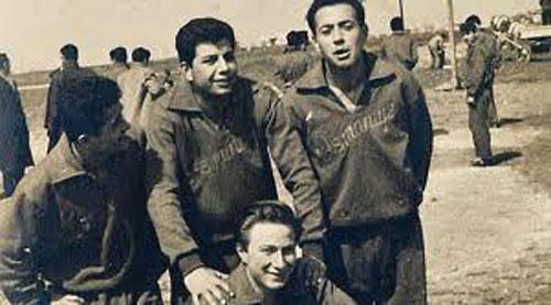 <p> MAKRİKÖY SPOR KULÜBÜ<p>
Kuruluş Amacı: Terbiye-i bedeniye ve fikriyeningelişmesine hizmet etmek İdare Merkezi: Makriköy Zeytinlik Mahallesi Çarşı
<p>Yolu'nda Altun (Avras?) İdman Kulübü binasında. Kuruluş Tarihi: 13 Aralık 1919 (13 Kânunuevvel 1335).<p>
İdare Heyeti: Mesul reislerden Bedri Ziya, Azalar Fazıl bey, Halid Bey, Nuri Bey, Ali Reşad Bey.