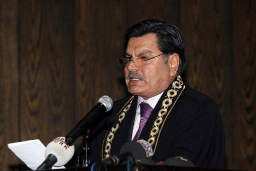 Geçtiğimiz hafta tartışmaların odağı haline gelen Anayasa Mahkemesi, bugün önemli bir yemin törenine ev sahipliği yaptı. Törende, Gül, Erdoğan, Toptan'ın yanı sıra önemli isimler vardı.