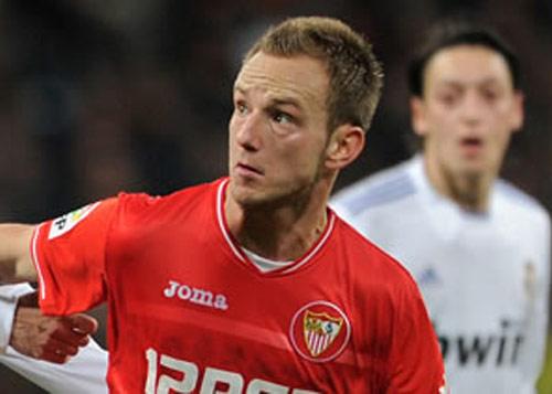 IVAN RAKİTİC; 22 yaşında, Sevilla, Orta saha, biraz daha gayret göstermesi gereken yıldız adaylarından. Hırvatlar ondan çok şey bekliyor.
