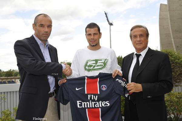 Fenerbahçe ile yollarını ayırarak Fransız ekibi PSG ile anlaşan Kezman 14 numaralı formayı giyecek
