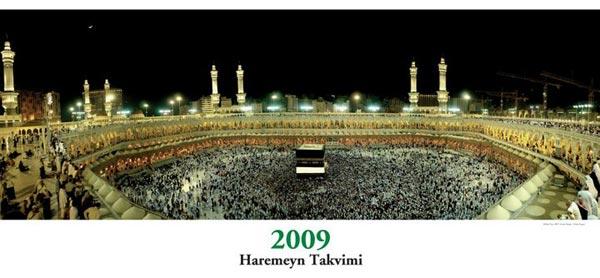 Usta Fotoğrafçı Orhan Durgut'un Mekke ve Medine'de çektiği 17 fotoğraftan oluşan ve sadece 250 adet basıldığı belirtilen 2009 takvim, sadece bu sene değil koleksiyonlar için yıllarca önem arzedecek gibi...