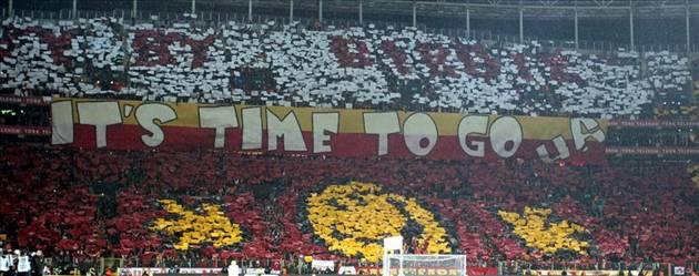 "Aynen öyle Melo'nun söylediği gibi.... Taraftarsız siz bir hiçsiniz. Şükrü Saracoğlu'na gelince taraftarın yok... 8-0 bitecek." (Bir Fenerbahçeli)