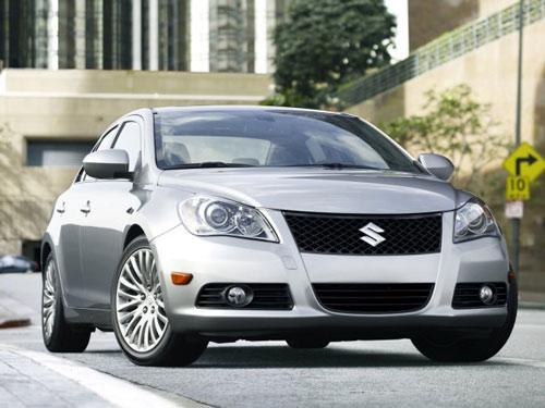Suzuki: İlk sedan otomobili Kizashi'yi yılın ikinci yarısında müşterilerle buluşturacak.