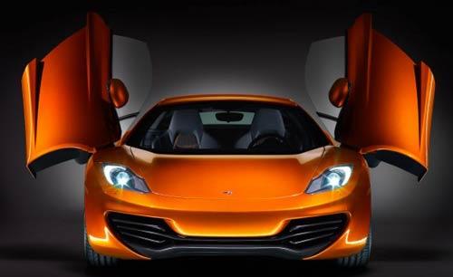 Mclaren sonunda MP4 12C'yi tanıttı