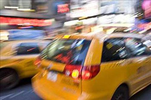 <p>Birinci Dünya Savaşı'nda Fransa ülkedeki tüm taksileri devraldı ve askerler cepheye bu taksilerle taşındı.