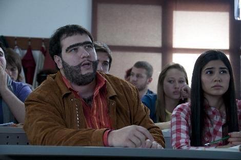 Serinin ikinci filminde babannesinin istediği gibi bir adam olmaya karar veren Recep, kahramanımız bu kez üniversite okumaya karar veriyor. Film ise 12 Şubat'ta sinemalarda.