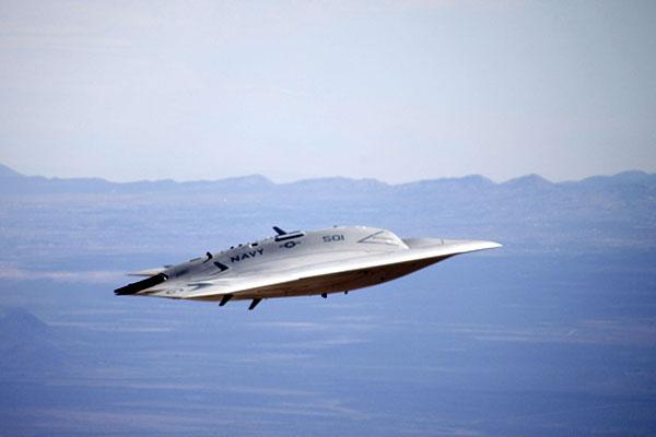 Anlaşılan o ki söz konusu cisim son günlerde İran'da benzerleri ele geçirilen insansız casus uçakları araştırması çerçevesinde üretilen bir uçak modeli....