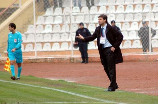 Süper Lig'de, Adana 5 Ocak Stadı'nda oynanan Kayserispor-Bursaspor maçı başladığı skorla sona erdi.
