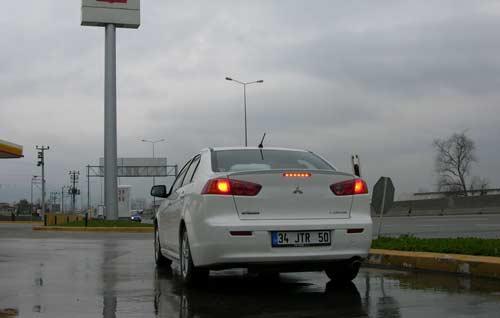 Mitsubishi Lancer