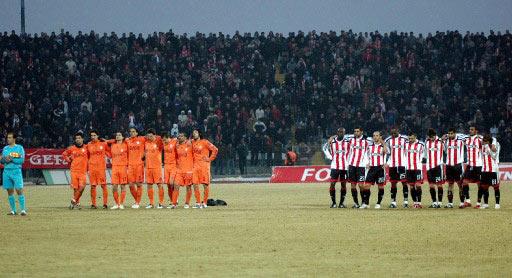 Sivasspor ile Galatasaray arasında oynanan Türkiye Kupası çeyrek final rövanş maçında tur atlayan takımı penaltı atışları belirledi.
