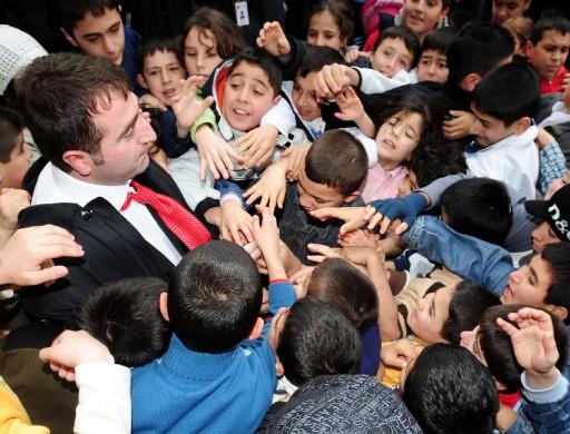 Başbakan bahşişi böyle kapışıldı