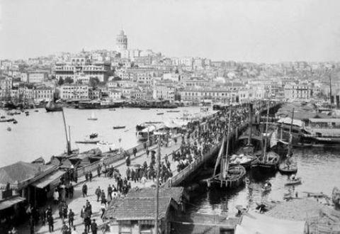 Eminönü'nden Galata Köprüsü