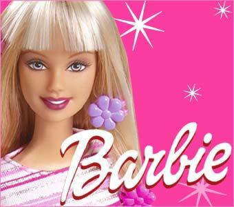 Barbie ---
Mattel’in kurucularından Ruth Handler kızı Barbara’nın kâğıt bebeklerle oynamasından esinlenerek 1959’da tarihin en ünlü oyuncak bebeğini yarattı. Oyuncak bebeğin adı da Barbara’dan geliyor. Barbie tüm zamanların en çok satan oyuncak bebeği. 1960’larda Barbie’nin vücudu gerçekdışı olarak nitelendirildi ve eleştirildi. Son yıllarda Barbie’nin kıyafetleri, meslekleri çeşitlendi, ama tartışmalar başka…