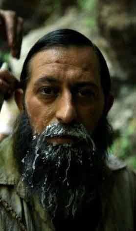 Cem Yılmaz'ın yeni filmi A.R.O.G.'dan ilk kareler