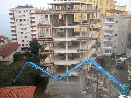 Manzara şaşkınlık içinde izleyenlere "helal olsun" dedirtti!