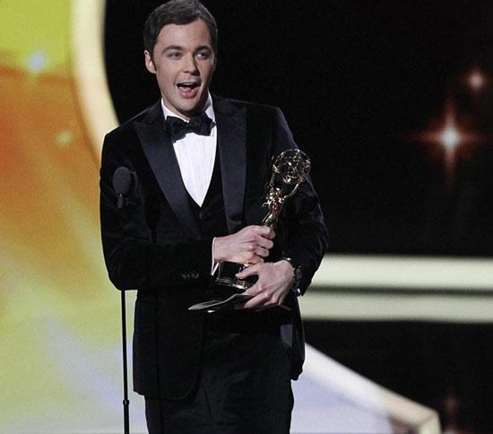 KOMEDİ
En İyi Erkek Oyuncu: Jim Parsons, "The Big Bang Theory"