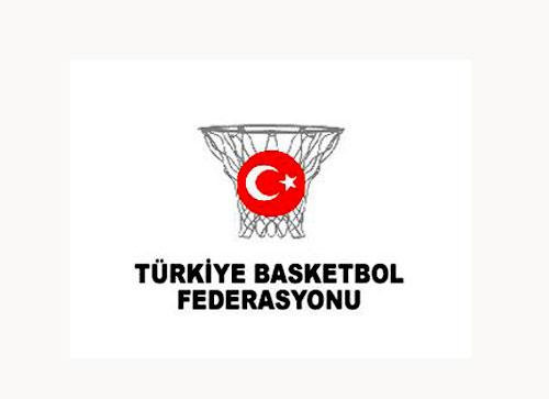 1936 yılında Türk Milli Takımı, tarihindeki ilk maçta Yunanistan'ı 49-12 yendi. Türkiye, daha sonra Berlin Olimpiyat Oyunları'na katıldı ve oynadığı maçlarda Şili'ye 30-16, Mısır'a 33-23 yenilerek ilk turda elendi