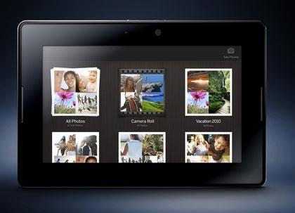 BlackBerry Playbook 
Blackberry zaten oldukça şık ve hoş görünüyor, kullanımı da oldukça kolay. Özenle hazırlanmış bir işletim sistemi ve gelişmiş sistem özellikleriyle iPad'e önemli bir rakip olacağını düşünüyoruz.