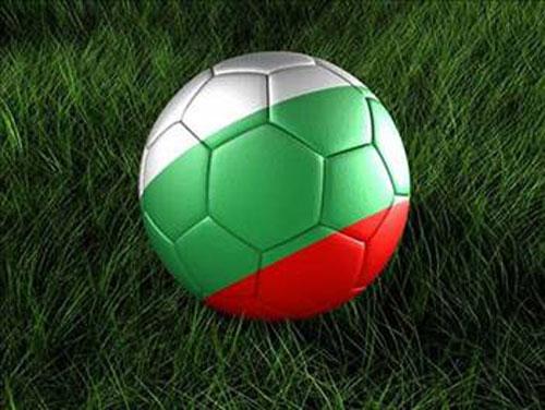 <p>1994 Dünya Kupası'nda, Bulgaristan futbol takımının 11 oyuncusunun hepsinin isminin sonu "OV" ile bitiyordu.