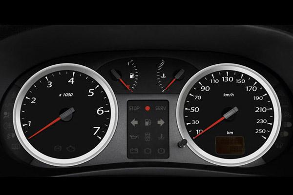 Yeni Renault Symbol'ün basın deneme sürüşü ve tanıtımı gerçekleştirildi. Yeni modeller Türkiye'de 9 Ekim'den itibaren satışa sunulacak.