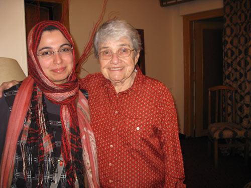 Bayan Epstein, Gazze için özgürlük yürüyüşüne katılan Tuba Nur Sönmezin Haber 7 için kendisine yönelttiği soruları cevapladı...