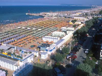 <p><strong>Ülke :</strong> İtalya</p>
<p><strong>Bölge :</strong> Riccione</p>
<p><strong>Fiyat :</strong> 898 bin 750 dolar</p>