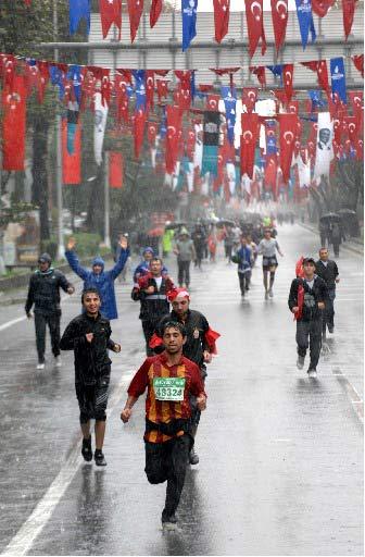 30. Kıtalararası Avrasya Maratonu renkli görüntülere sahne oldu
