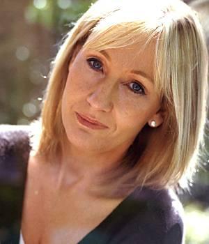 Listenin son sırasında ise yeni kitap yayımlamasa da Harry Potter serisinin getirdiği başarıyla J. K. Rowling yer aldı. Rowling'in kazancı ise 10 milyon dolar.