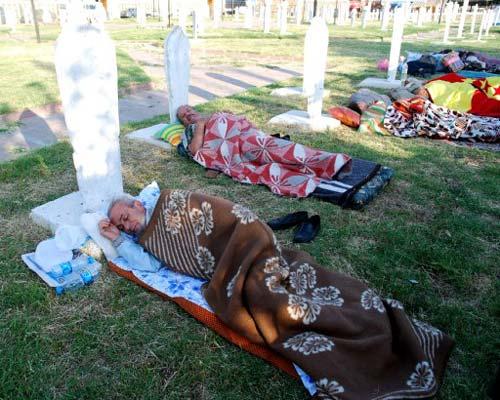 Kırkpınar güreşleri için Edirne'ye gelenler yer bulamayınca bu manzaralar oluştu