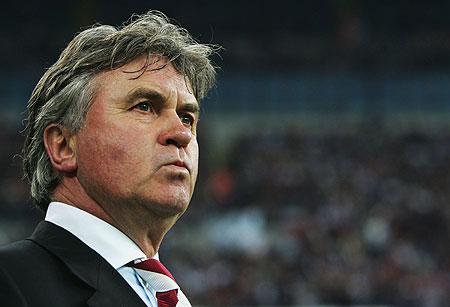 9. Guus Hiddink (Rusya Milli Takımı) 5 Milyon Avro
