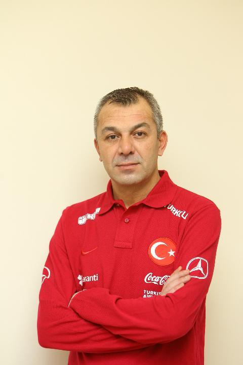 ZEKİ ÖNATLI (A2 Milli Takım Antrenörü)