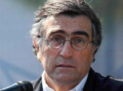 Hasan Cemal: Merve Kavakçı, Fazilet milletvekili. Daha Meclis'in ilk gününde türbanıyla meydan okudu. Bunalım kışkırtıcılığı yaptı.