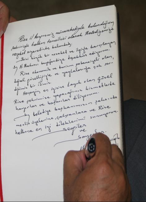 Rizede, Muhsin Yazıcıoğlunun bilinmeyen fotoğrafları sergilendi