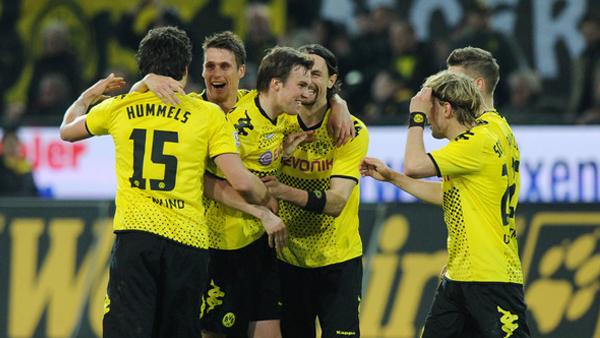 <p><strong><span style="color: #0000ff;">14- Borussia Dortmund</span></strong> 394 52 18 197 33</p>