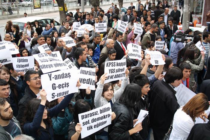 KAYSERİ'DEN YGS PROTESTOLARI